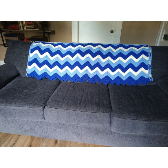 Large Vintage Chevron Stripe Zigzag Knit Afghan Handmade Throw Blanket blue - Picture 11 of 12